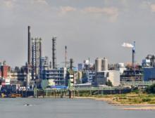 Gemeinsam auf der Leitmesse für Prozessindustrie: Deutsche Chemieparks werben um Investoren