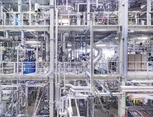 Das Fraunhofer PAZ in Schkopau verfügt über die größte außerindustrielle Polymersyntheseeinrichtung Europas