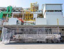 Wacker hat am Standort Burghausen eine weitere Produktionslinie für hochreinen Chlorwasserstoff in Betrieb genommen