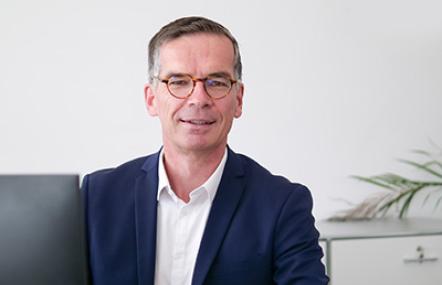 CEO Jörg Ulrich, Schenck Process